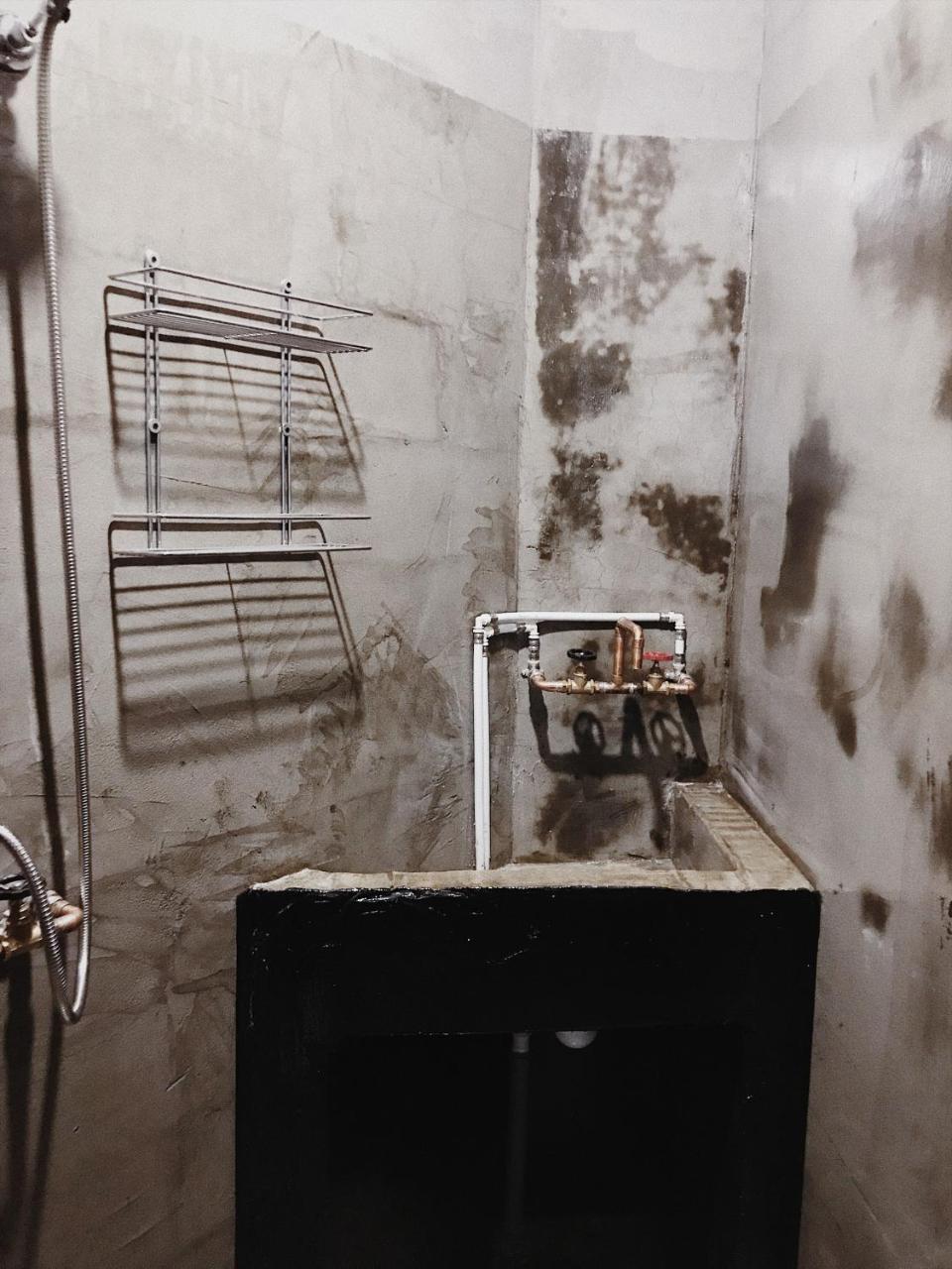 Hostel Alcatraz Киев Экстерьер фото