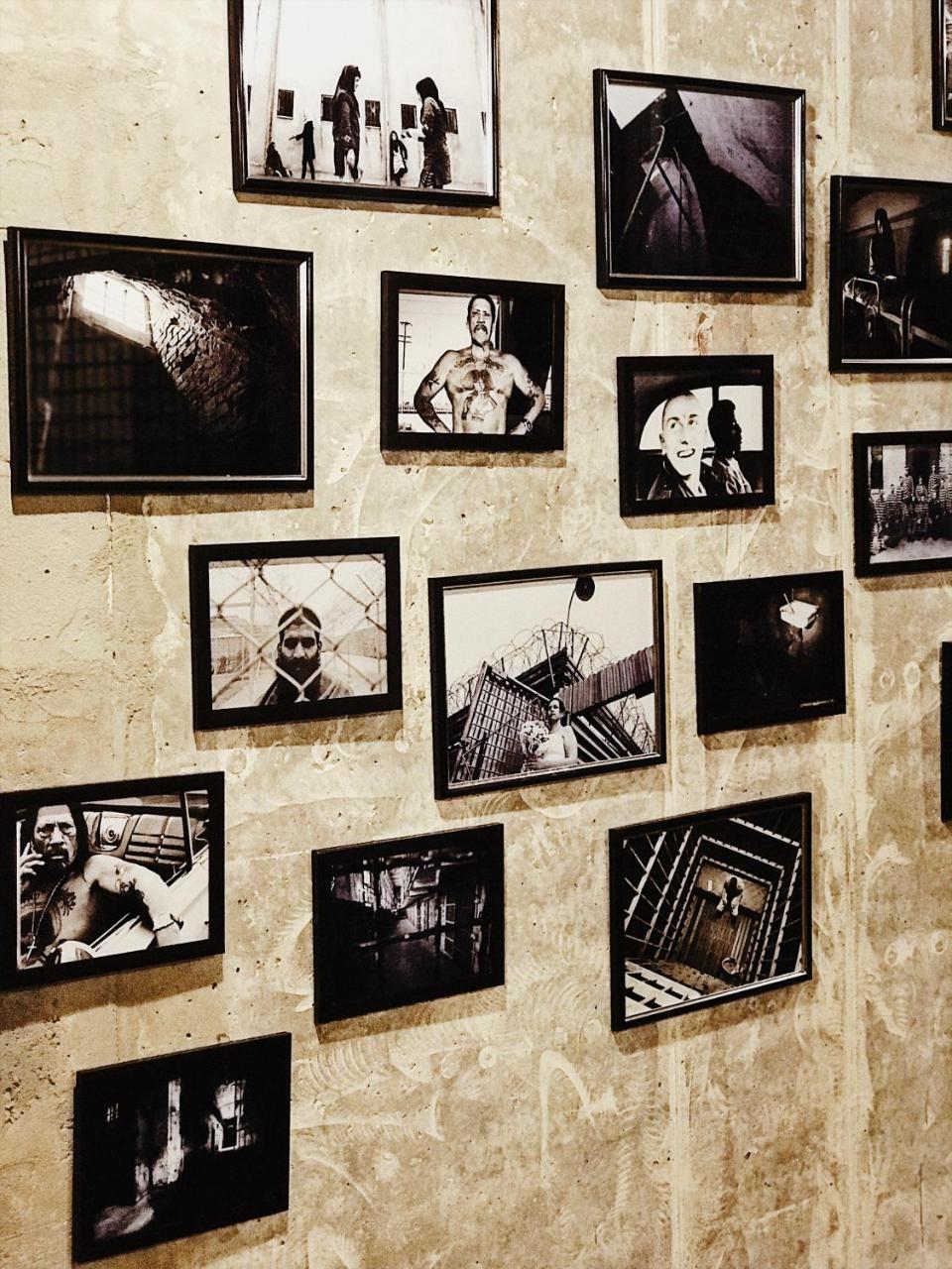 Hostel Alcatraz Киев Экстерьер фото